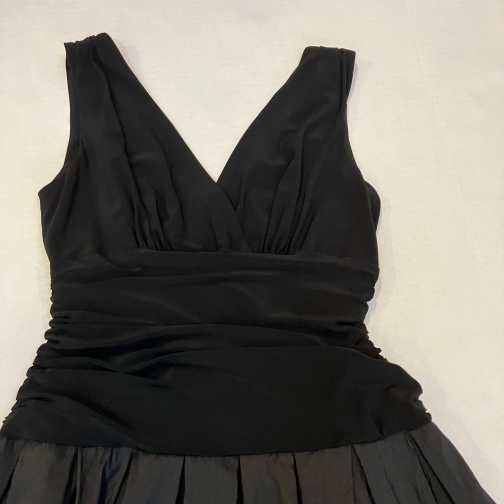 - S L Fashions black feather border party dress size 8 - Picture 4 of 10